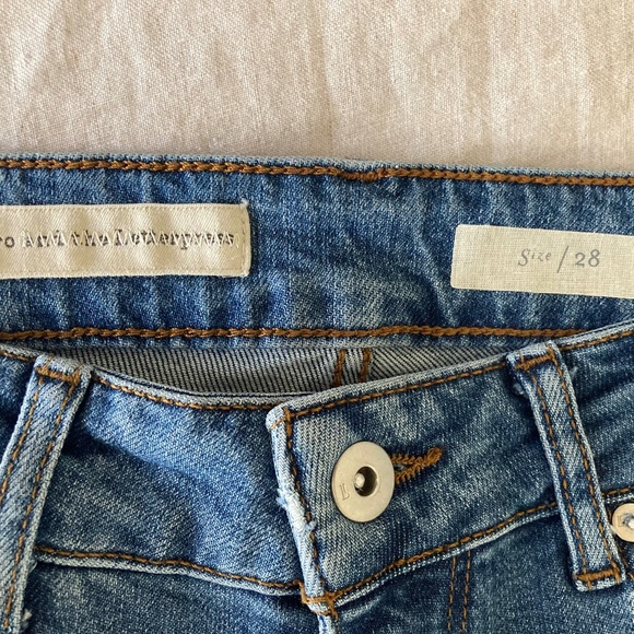 Pilcro/Anthropologie (NWOT)  Cropped Mid Rise Jeans / Size 28 - Picture 7 of 10